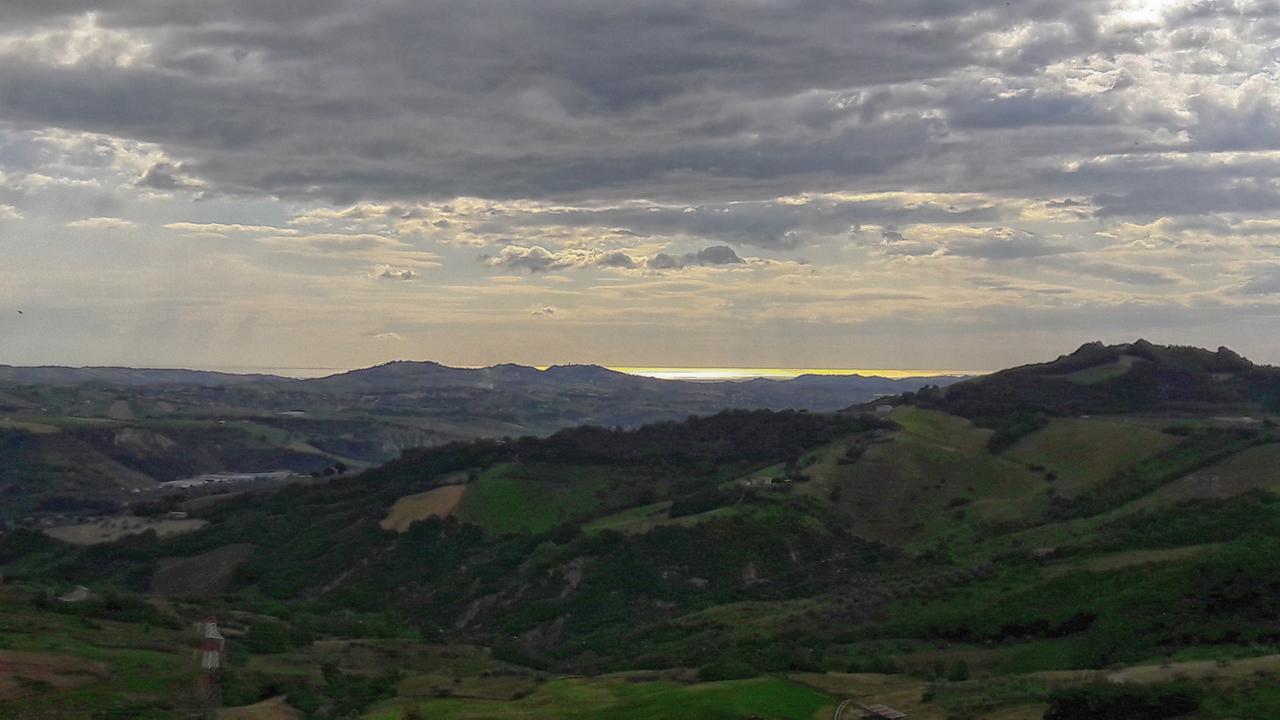 Azienda Agrituristica Colle San Giorgio Castiglione Messer Raimondo Dış mekan fotoğraf